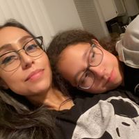 Michelle Flores profile picture