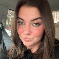 Jasmine Follis profile picture