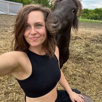 Ashley Johnson-Miller profile picture