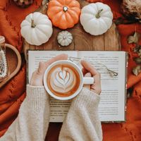 Cozy Holiday Vibes profile picture