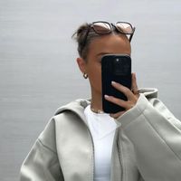 isabelle profile picture