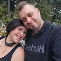 Tina & Warren profile picture