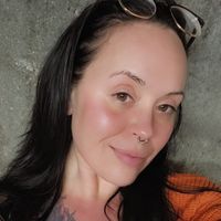Amanda lowth profile picture
