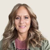 Beth Burgett profile picture