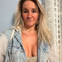 Emma Mavilla profile picture
