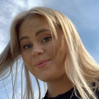 Elisabeth Moe profile picture