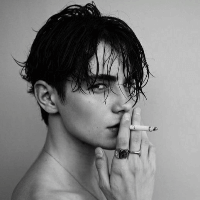 Nicolas profile picture