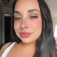 Bella profile picture