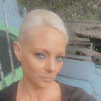 Elizabeth profile picture