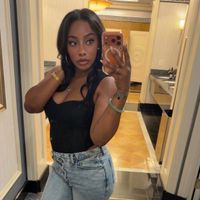 Tia profile picture