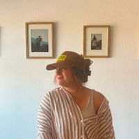 Elle Simonetto profile picture