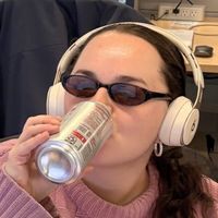 iLoveThe00s profile picture