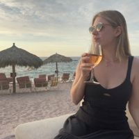 Julianna profile picture
