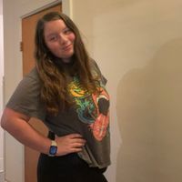 Hallie Thomas profile picture