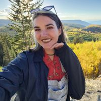 Ashley Hook profile picture