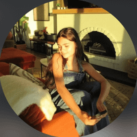 Ariana Greenblatt Clothes profile picture