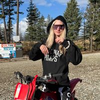 theblondewelder profile picture