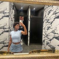 Nina Brown profile picture