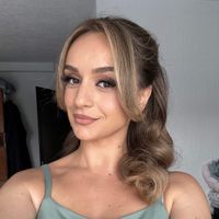 Vlora profile picture