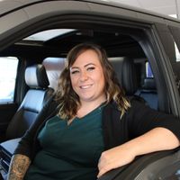 alexandra awde profile picture