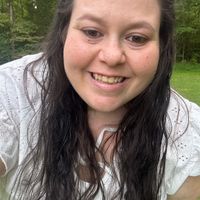 Stephanie Newcomb profile picture