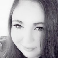 Stephanie Michele singleton profile picture
