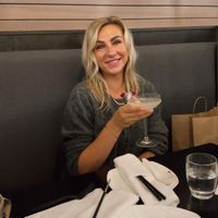 Katie Volynets profile picture