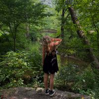 nicole valerie profile picture