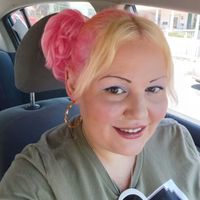 Julia profile picture