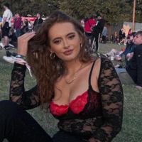 Rebecca Shimell-Young profile picture