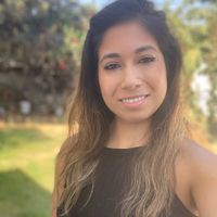 Liz Torres profile picture