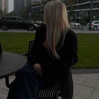 𝓔 🪩🪞🪽🍸 profile picture