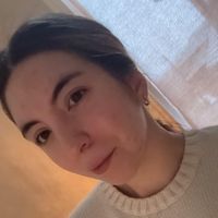 Selena profile picture