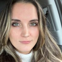 Lucy profile picture