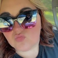 kati leigh profile picture