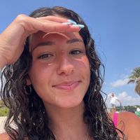 emily davydov profile picture