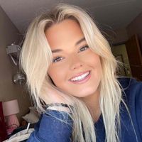 Ava Warren profile picture