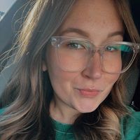 Hayley Pettit profile picture