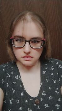 Model Carmen Hyde profile picture