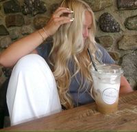 Rachel Lynn profile picture