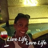 EPIC Traveling Mompreneur profile picture