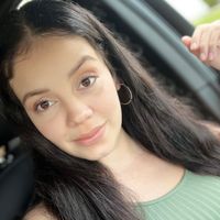 Nicole M profile picture