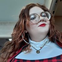 Em Beard profile picture