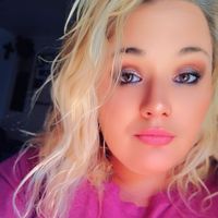 Samantha giles profile picture