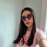 Karen Zolá profile picture