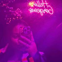 Sasha walls profile picture