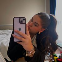 Elena Petrovic profile picture