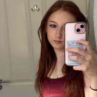 Emily Neal profile picture