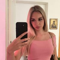 Luna C profile picture
