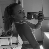mihaela profile picture